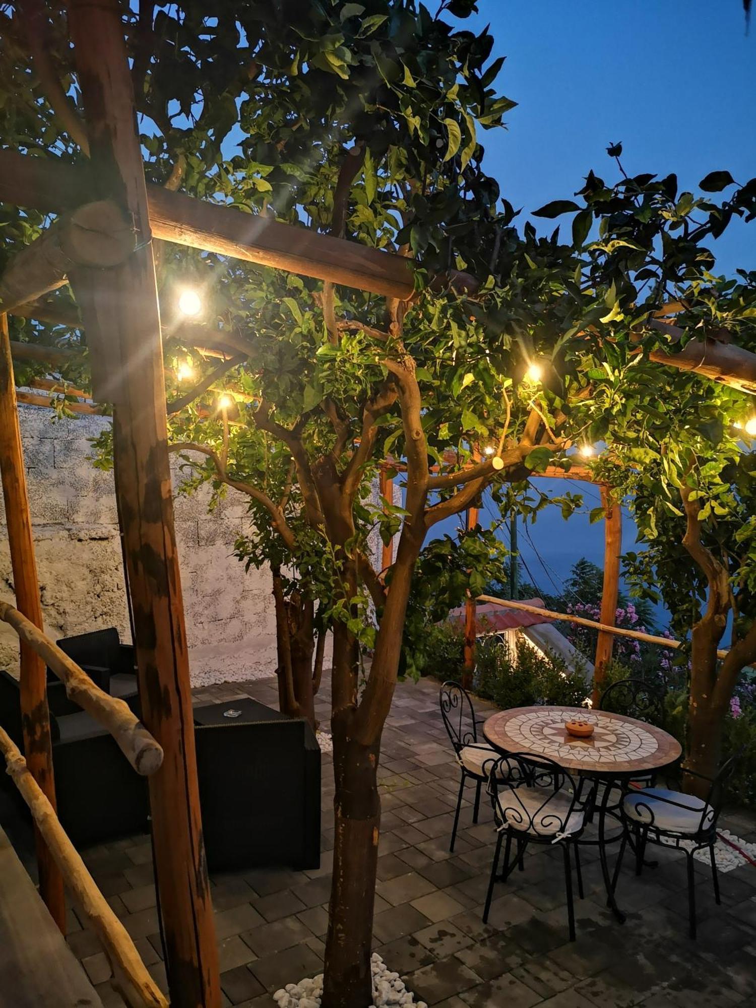Villa Furoris Apartment Фуроре Екстер'єр фото
